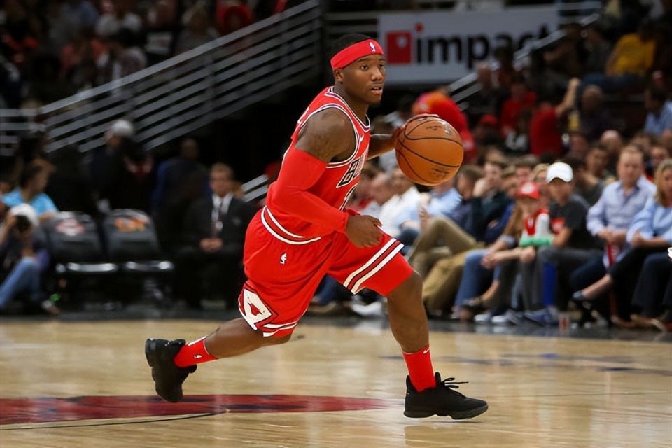 A球队的关 A球队的关