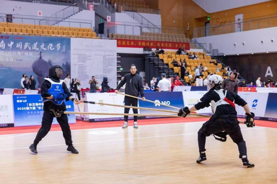 推动全民健 推动全民健