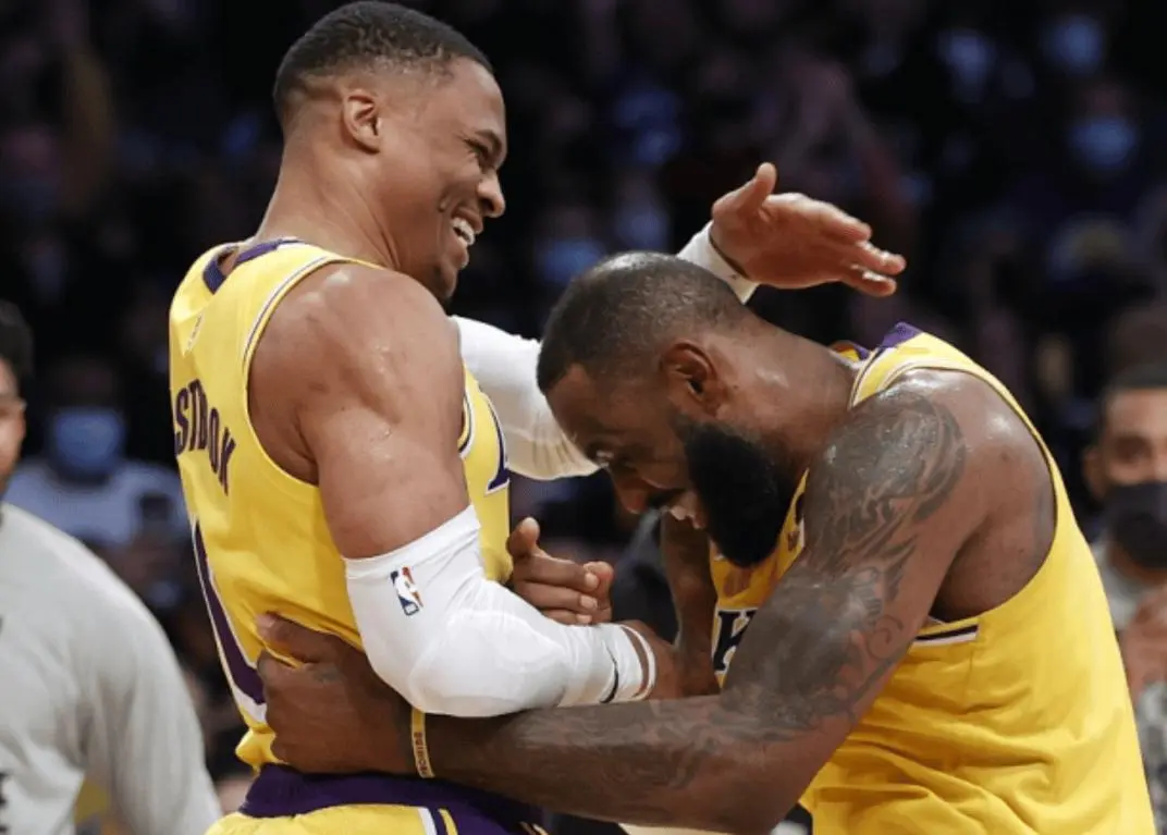 万底薪, 并未给他提, 的后卫 万底薪, 并未给他提, 的后卫